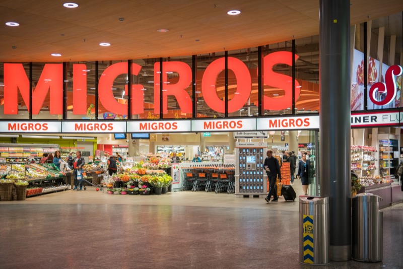 Un magasin Migros moderne à Zurich